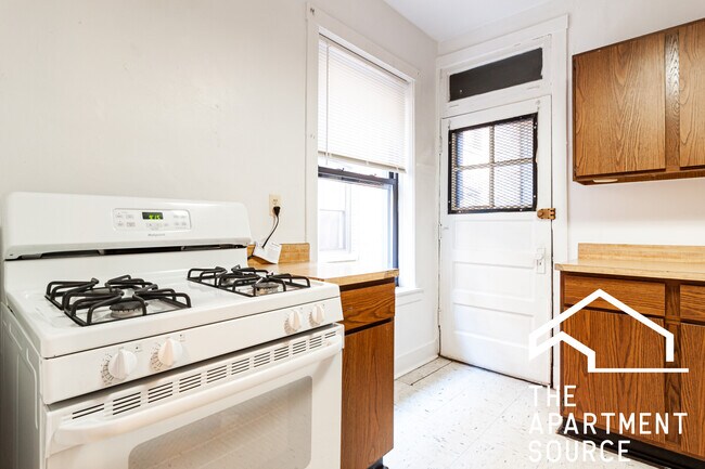 3519 N Racine Ave unit W3, Chicago, IL 60657 - photo 6