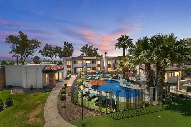 Ardella on 67th, Glendale, AZ 85301 - photo 3