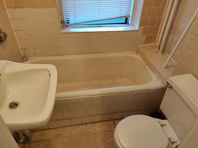 40 Joy St, Boston, MA 02114 - photo 7