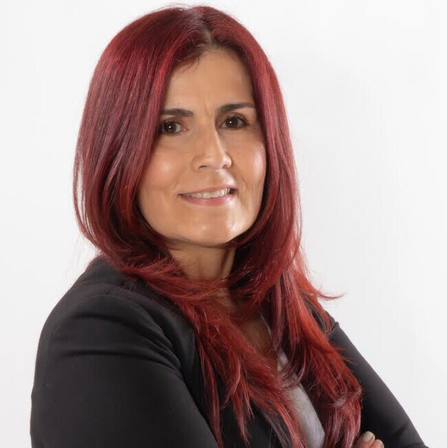 Luz Alarcon