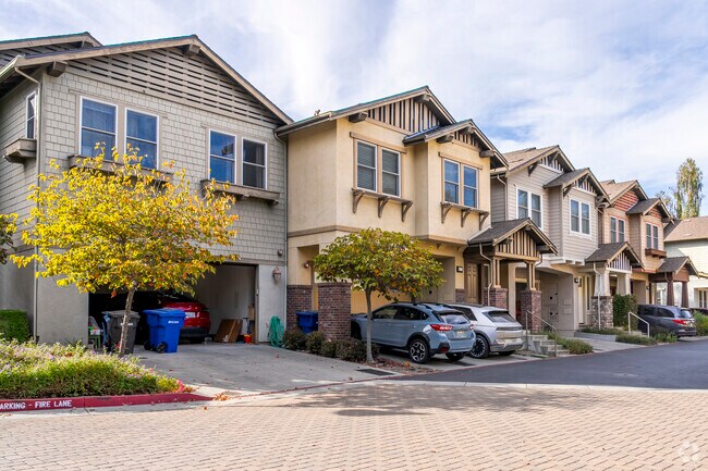 Saratoga offers upscale townhomes with a natural aesthetic and elegant design.