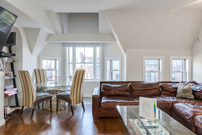 252 Newbury St unit 5, Boston, MA 02116 - photo 3