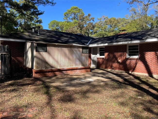 3653 Cloverdale Rd, Montgomery, AL 36111 - photo 4