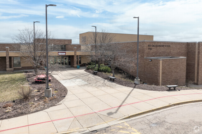 Red Oak Elementary has an enrollment of about 605 students.