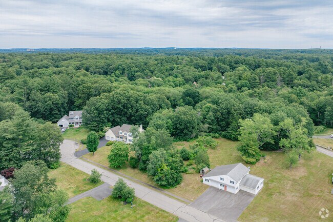 Homes in the Park-Proctor area are surrounded by vast green spaces.