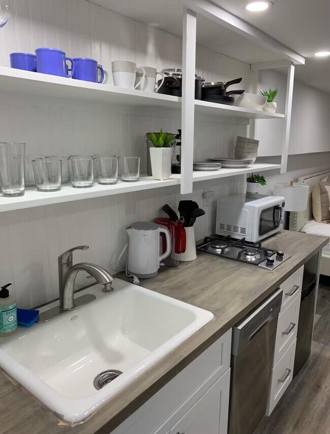 603 Knickerbocker Ave, Brooklyn, NY 11221 - photo 6