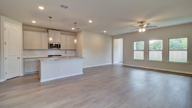 820 Little Pebble, New Braunfels, TX 78130 - photo 6