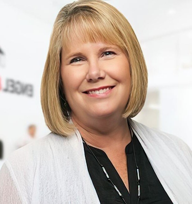 Jeanie Deetz