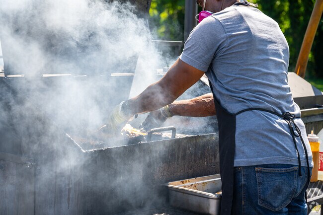 Horace and Dickies smokes meat to order in front of their Greater Landover restaurant.