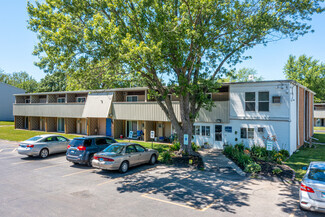 404 Edgebrook Dr, Champaign, IL 61820