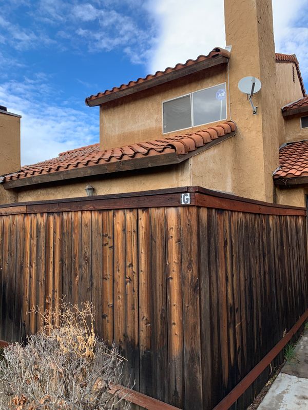 16590 Terrace Ln, Fontana, CA 92335 - photo 2