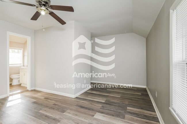 916 1/2 N Willow Rd, Sand Springs, OK 74063 - photo 2