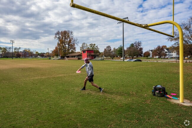 Laurel residents make frequent use of the fields and parks nearby to practice their craft.