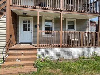 71 Meadow St, Windham, CT 06226