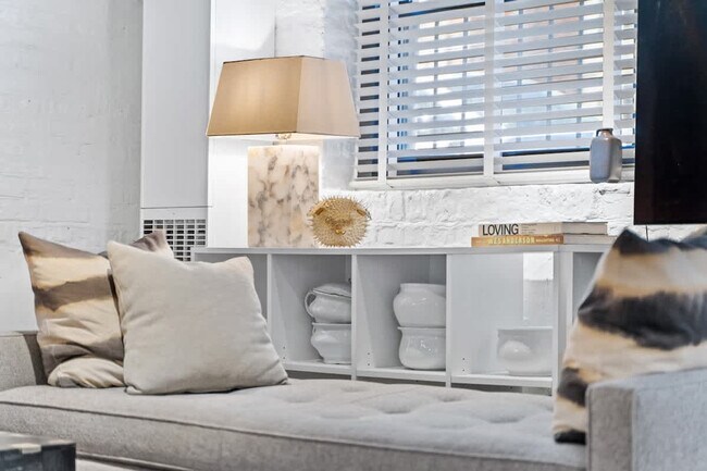 3759 N Wayne Ave unit ID1360079P, Chicago, IL 60613 - photo 6