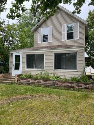 1414 Beltrami Ave NW Unit B, Bemidji, MN 56601