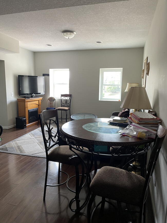 2533 7th Ave E Unit C, North Saint Paul, MN 55109