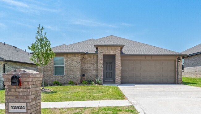 13716 the Brook Blvd unit 36198587, Piedmont, OK 73078 - photo 2