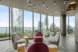 998 S State St, Chicago, IL 60605