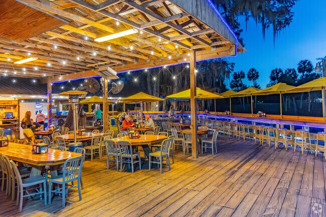 Dining at The Blue Gator in Dunnellon, is an experience of old Florida and beautiful nature.