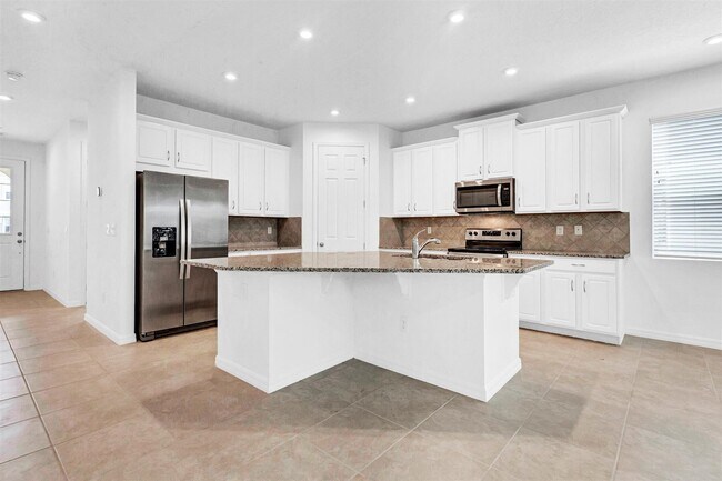 2355 Sea Rock Rose Trail, Kissimmee, FL 34747 - photo 2