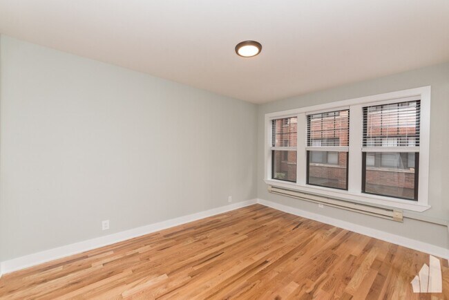 4419 N Wolcott Ave unit 1B, Chicago, IL 60640 - photo 2