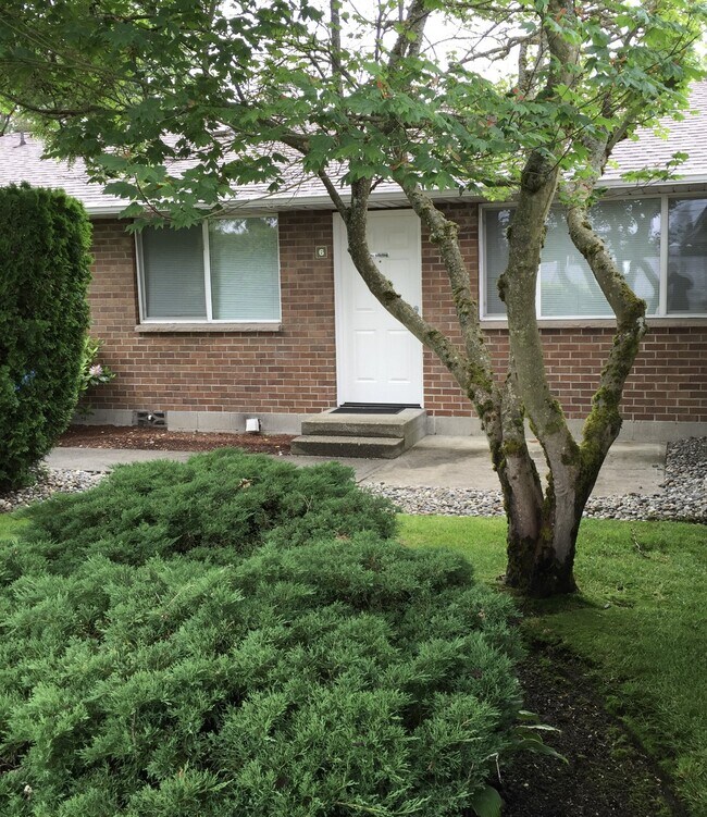 1447 N Pearl St, Tacoma, WA 98406