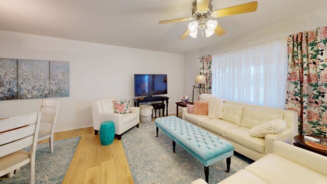 439 N 56th St, Mesa, AZ 85205 - photo 2