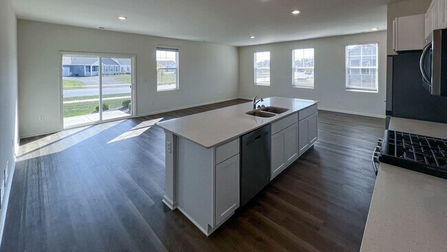 2395 Glacier St, Pingree Grove, IL 60140 - photo 6