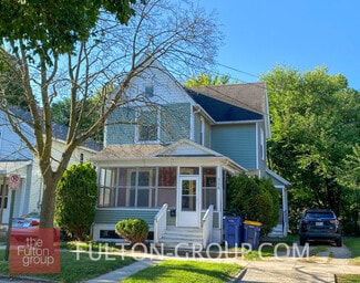 714 Veto St NW, Grand Rapids, MI 49504