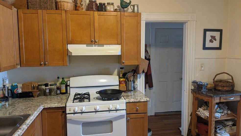 29 Park St unit 6, Somerville, MA 02143 - photo 1