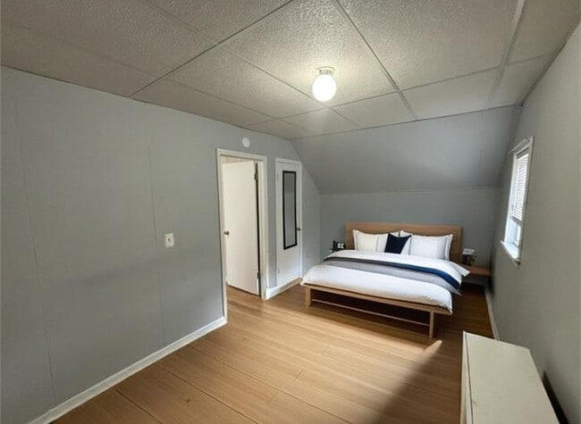 240 Dixon Ave unit 2, Paterson, NJ 07501 - photo 5