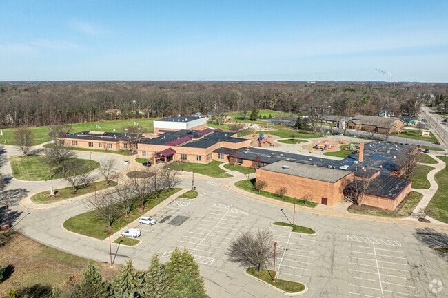 Rose Park Christian School is a private Pre-K & elementary school located in Holland, Michigan.