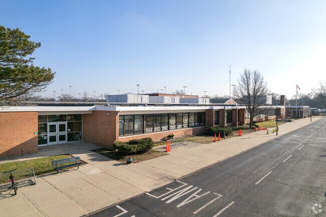 Middlefork Primary School is a highly rated public school in Northfield serving grades PK-3.