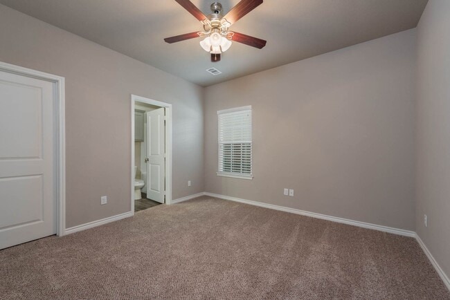1508 Texas Ave S, College Station, TX 77840 - photo 4