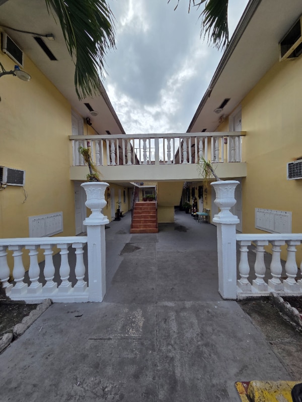 80 W 23rd St Unit 12, Hialeah, FL 33010