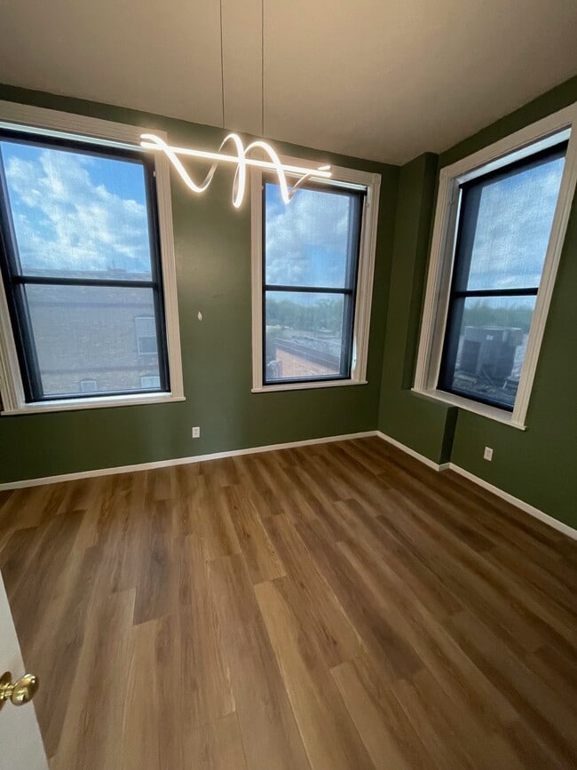 Block V, Grand Forks, ND 58203 - photo 7