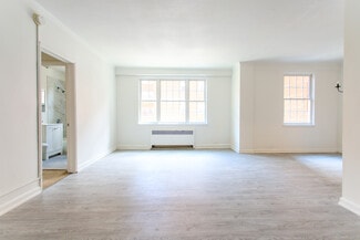 18675 Van Aken Blvd, Shaker Heights, OH 44122