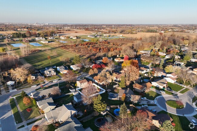 The area of Northwood is home to several family friendly suburban neighborhoods.