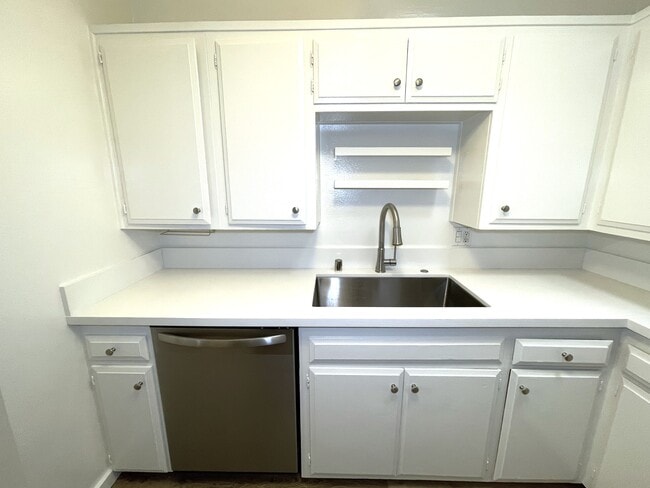 3615 Keystone Ave, Los Angeles, CA 90034 - photo 5