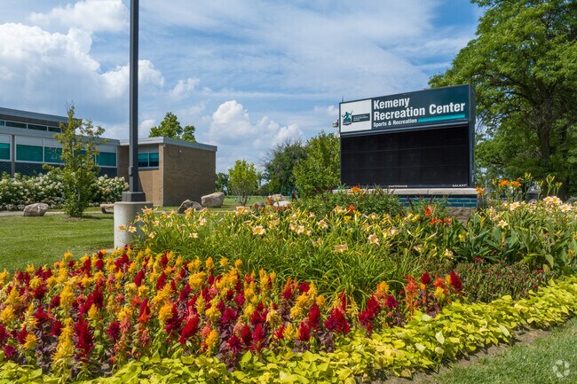 Summer is in full bloom in Kemeny Park in Boynton.