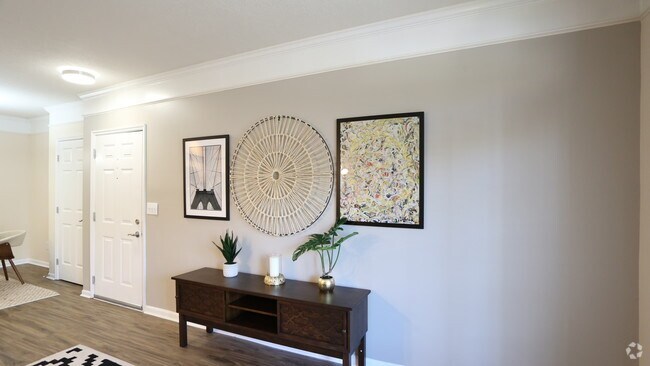 Living Room - 2BR, 2BA - 972 SF - Sandstone