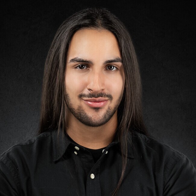 Agent Photo
