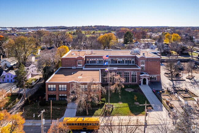 Students living in Bay Creek have a quick commute to Franklin Elementary School.