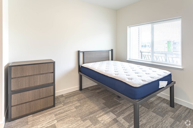 1 BR, 1 BA - Premium - 573 SF