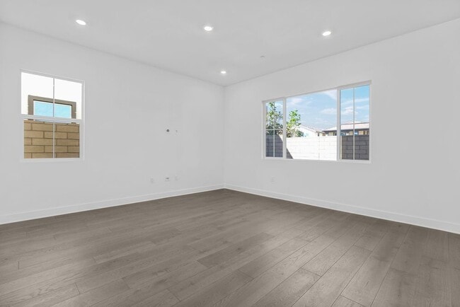 114 Pansy, Irvine, CA 92618 - photo 3