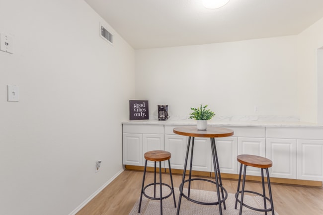 2222 W Morningside Dr, Phoenix, AZ 85023 - photo 4