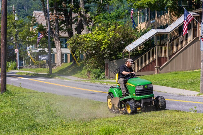 Tree-lined roads and greenery highlight South Royalton’s residential charm.