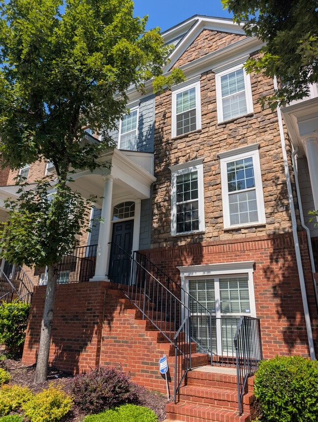 2159 Weldonberry Dr NE, Brookhaven, GA 30319