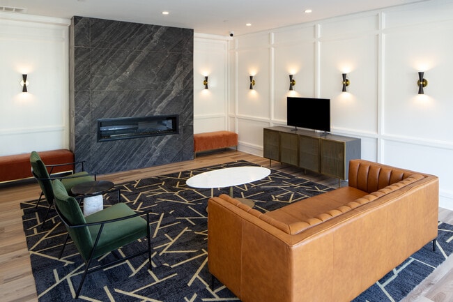 The Flats on Howard, Omaha, NE 68102 - photo 2